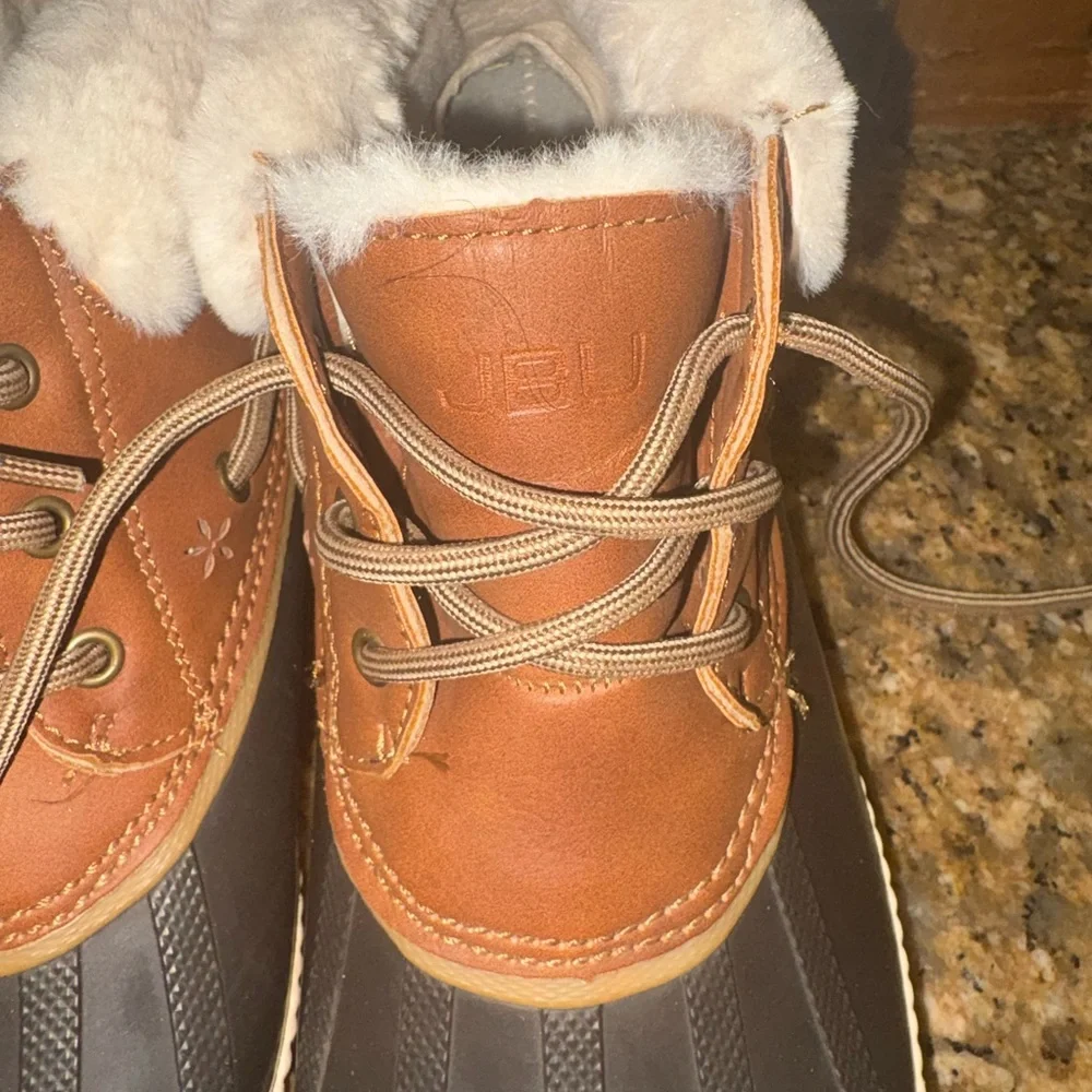 MARINA Two-Tone Ankle Boots with Cozy Fur - Picture 5 of 8